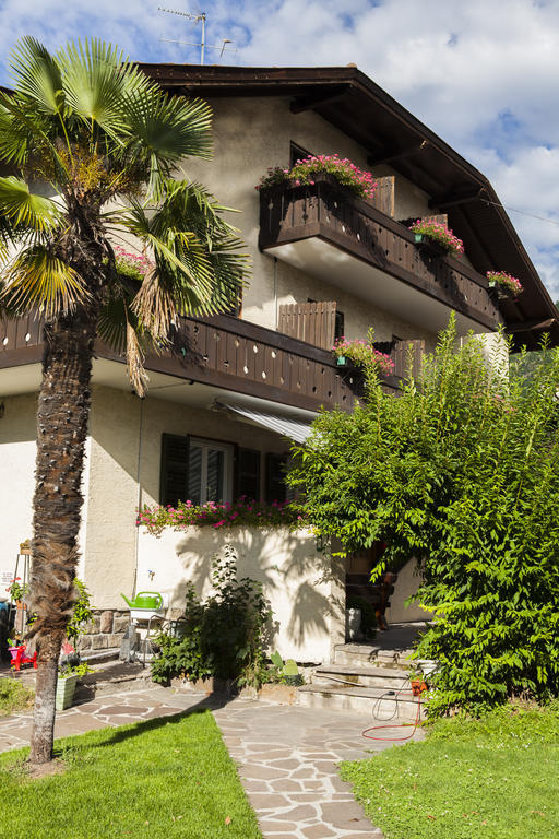 Gasthaus Abram Ora / Auer Exterior photo